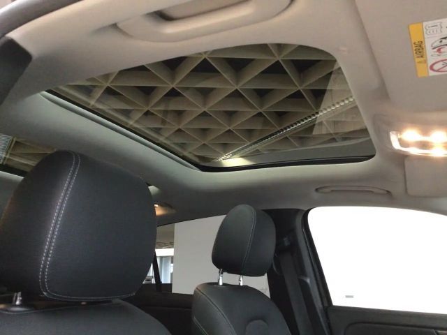 Mercedes-Benz GLA 200 GLA 200 d