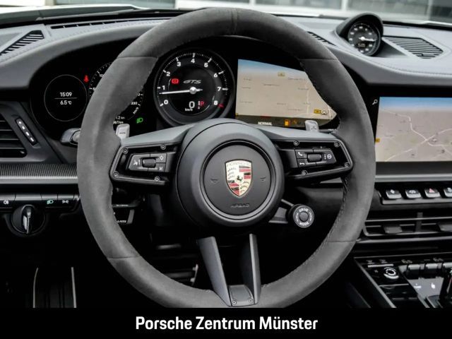 Porsche 992 4 Cabrio Carrera GTS