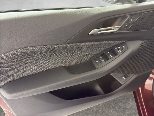 BMW 220 220i Active Tourer