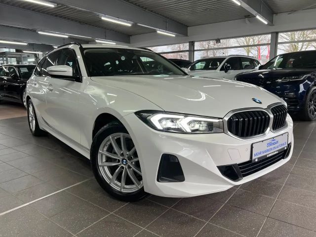 BMW 320 320d Touring xDrive