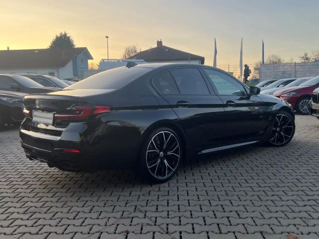 BMW 550 550i M-Sport Sedan xDrive