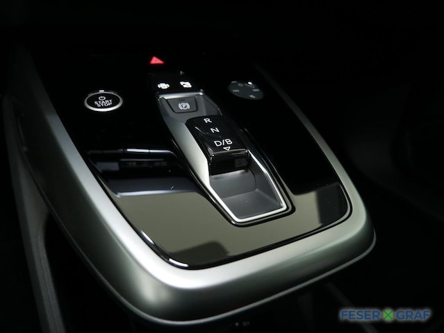 Audi Q4 e-tron SUV 45 e-tron Audi Q4 e-tron