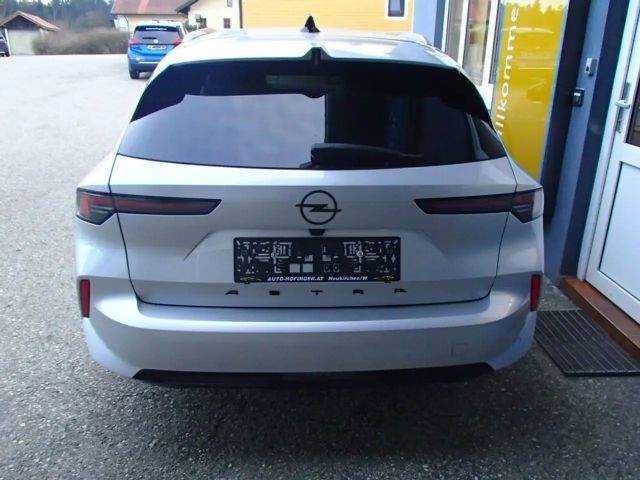 Opel Astra Sports Tourer Ultimate