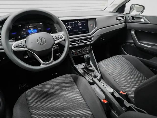 Volkswagen Polo 1,0 MPI Base