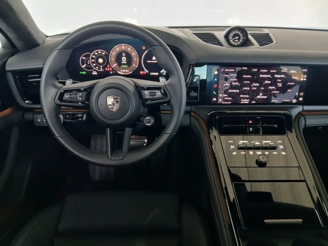 Porsche Panamera E-Hybrid Turbo