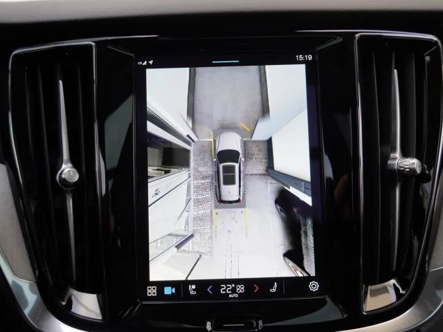 Volvo V60 AWD Plus T6