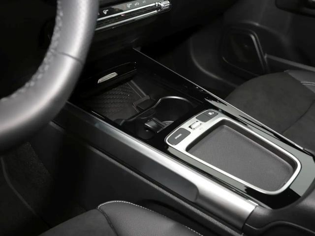 Mercedes-Benz GLB 200 AMG Line