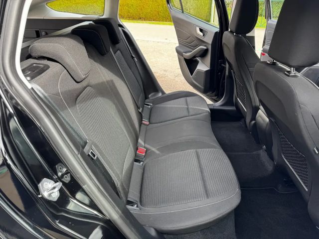 Ford Focus Titanium Wagon