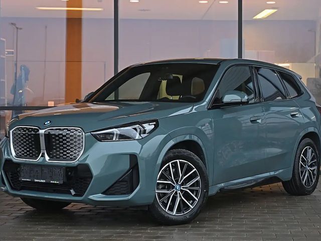 BMW iX1 xDrive30