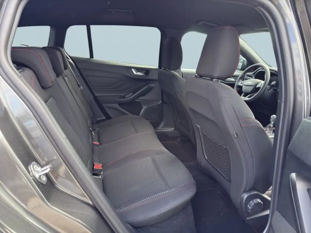 Ford Focus EcoBoost ST Line Wagon