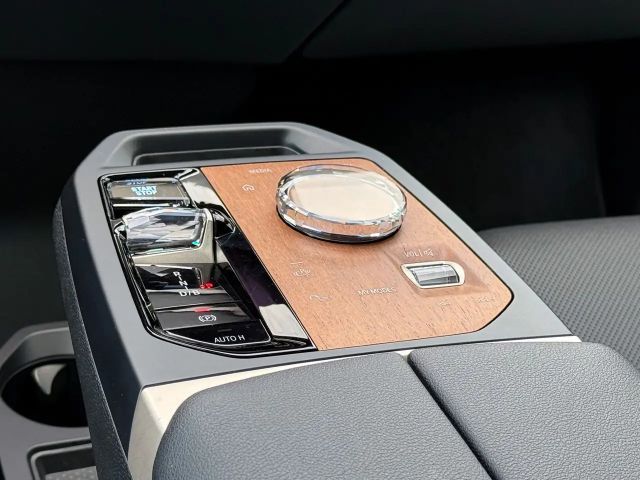 BMW iX xDrive40
