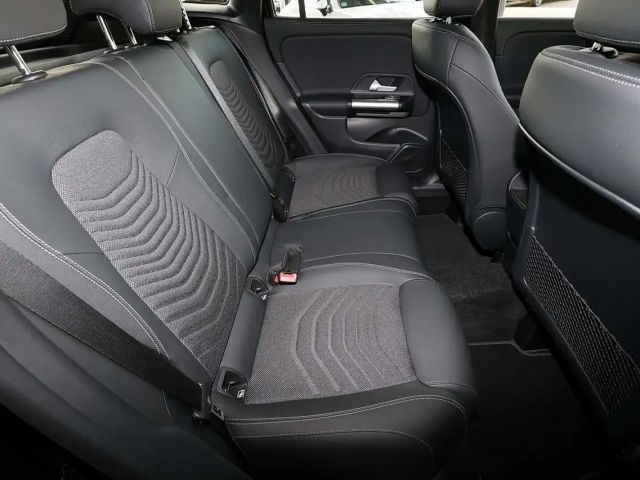 Mercedes-Benz GLA 180 Progressive