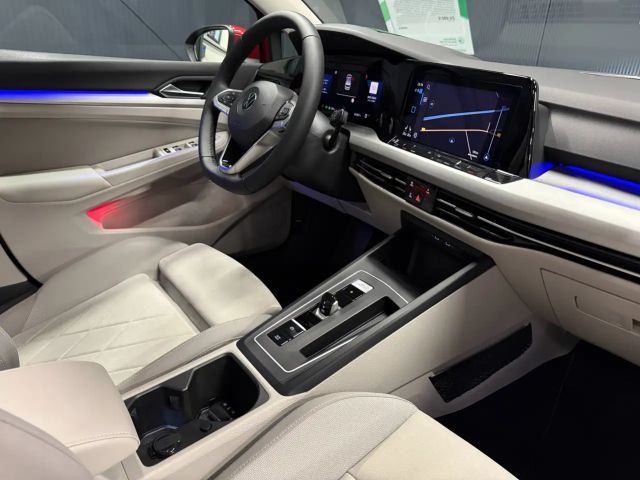 Volkswagen Golf 1.5 eTSI Golf VIII Life