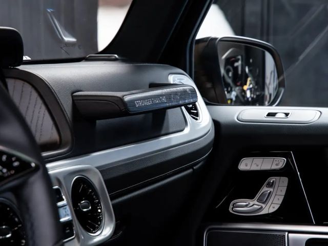 Mercedes-Benz G 450 G450d STRONGER THAN THE 1980s 1 of 460