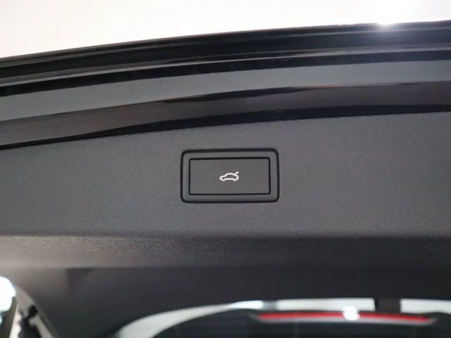 Volkswagen Tiguan DSG Sport