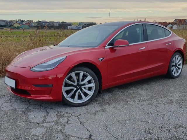Tesla Model 3 AWD Long Range
