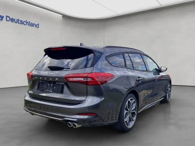 Ford Focus EcoBoost ST Line Wagon