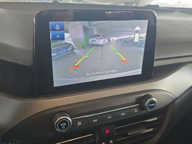 Ford Focus Cool & Connect EcoBoost Wagon