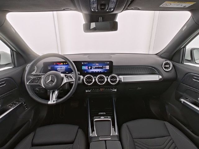 Mercedes-Benz EQB 300 4MATIC