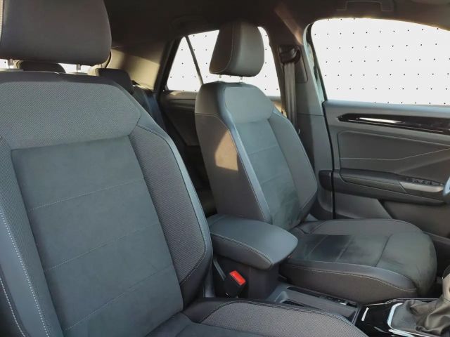 Volkswagen T-Roc 1.5 TSI DSG R-Line