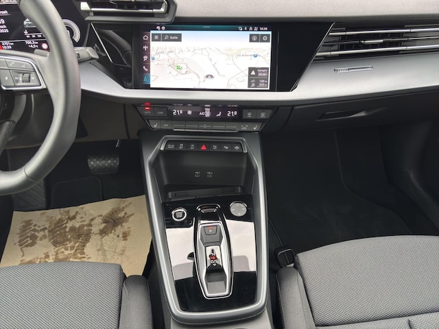 Audi A3 30 TFSI S-Tronic Sportback