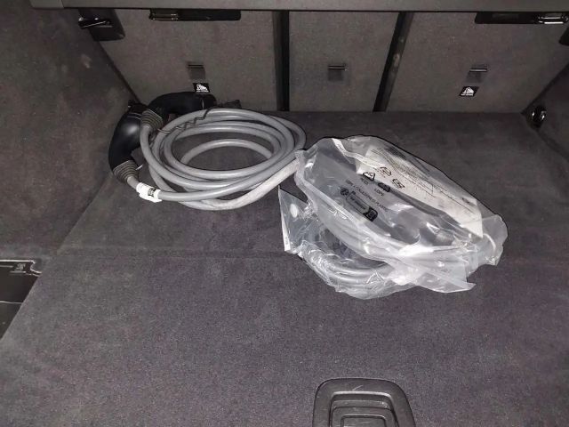 BMW 330 330e M-Sport Touring