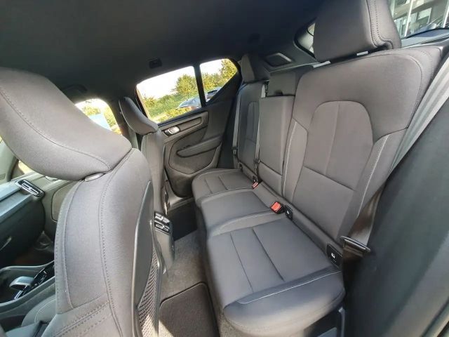 Volvo XC40 Core Recharge