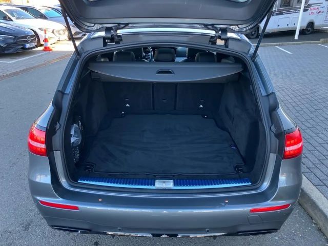 Mercedes-Benz E 220 AMG Line E 220 d Estate