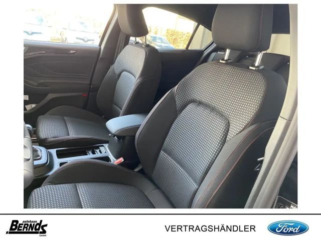 Ford Focus EcoBoost ST Line