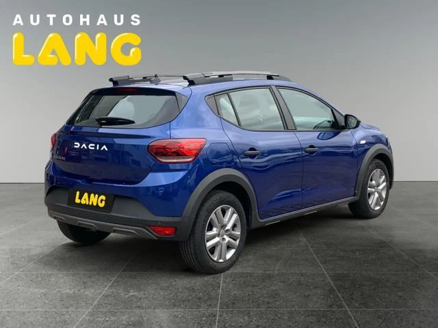 Dacia Sandero Essential Stepway TCe 90