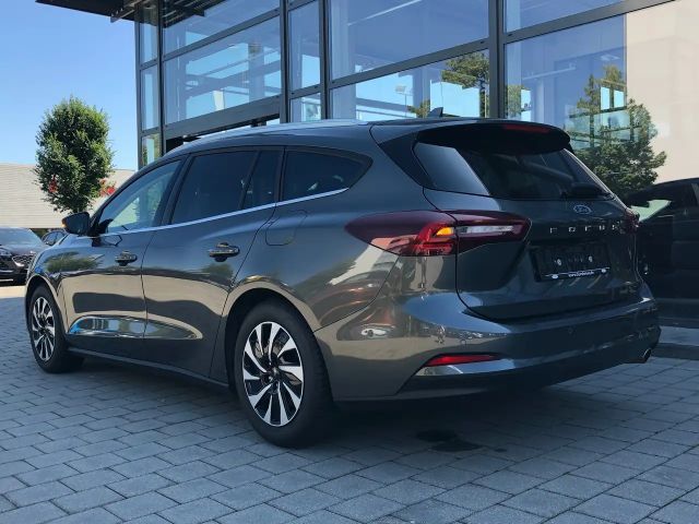 Ford Focus EcoBoost Titanium Wagon