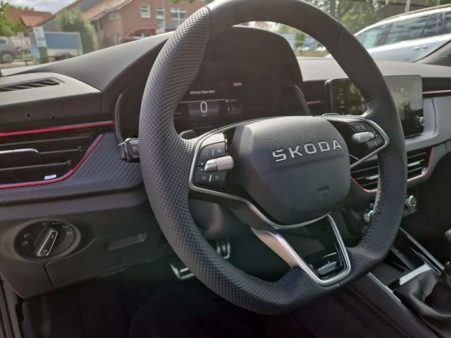 Skoda Kamiq 1.0 TSI Monte Carlo