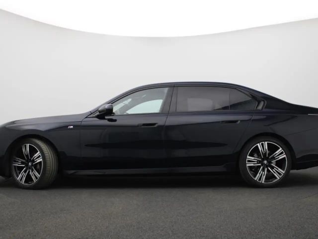 BMW 740 M-Sport Sedan