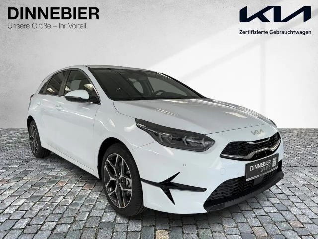 Kia Ceed CEED Ultimate Edition 1.5T LED+Kamera+Navi