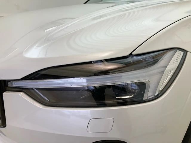 Volvo XC60 AWD Plus T6