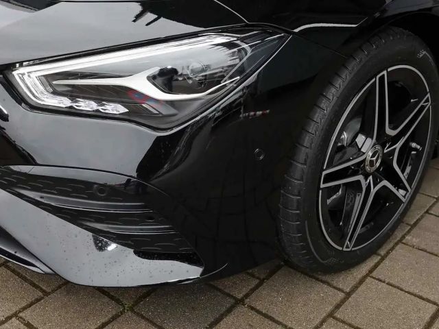 Mercedes-Benz CLA 200 AMG Line Coupé