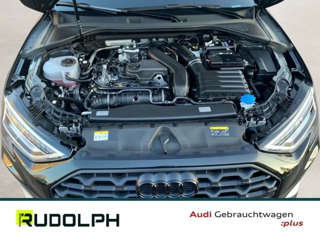 Audi A3 35 TFSI S-Line S-Tronic Sedan