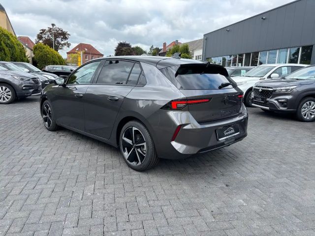 Opel Astra GS-Line Grand Sport