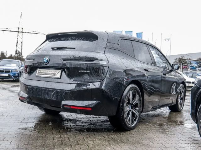 BMW iX xDrive40