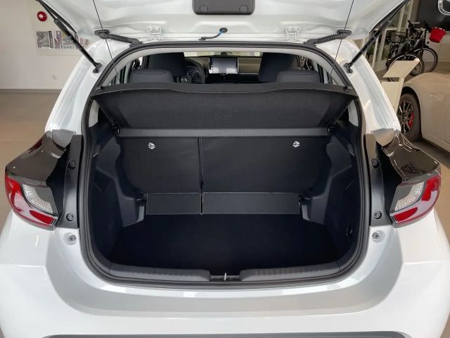 Mazda 2 Hybrid 1.5L Hybrid VVT-i 116 Center-Line