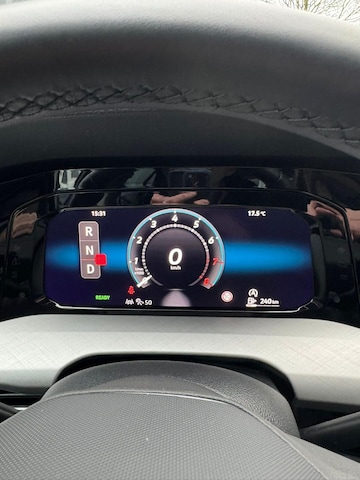 Volkswagen Golf 1.5 eTSI DSG