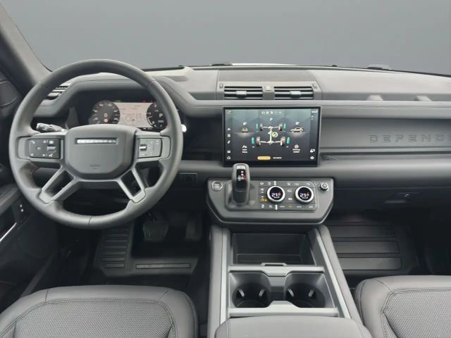 Land Rover Defender 110 D250 Dynamic SE