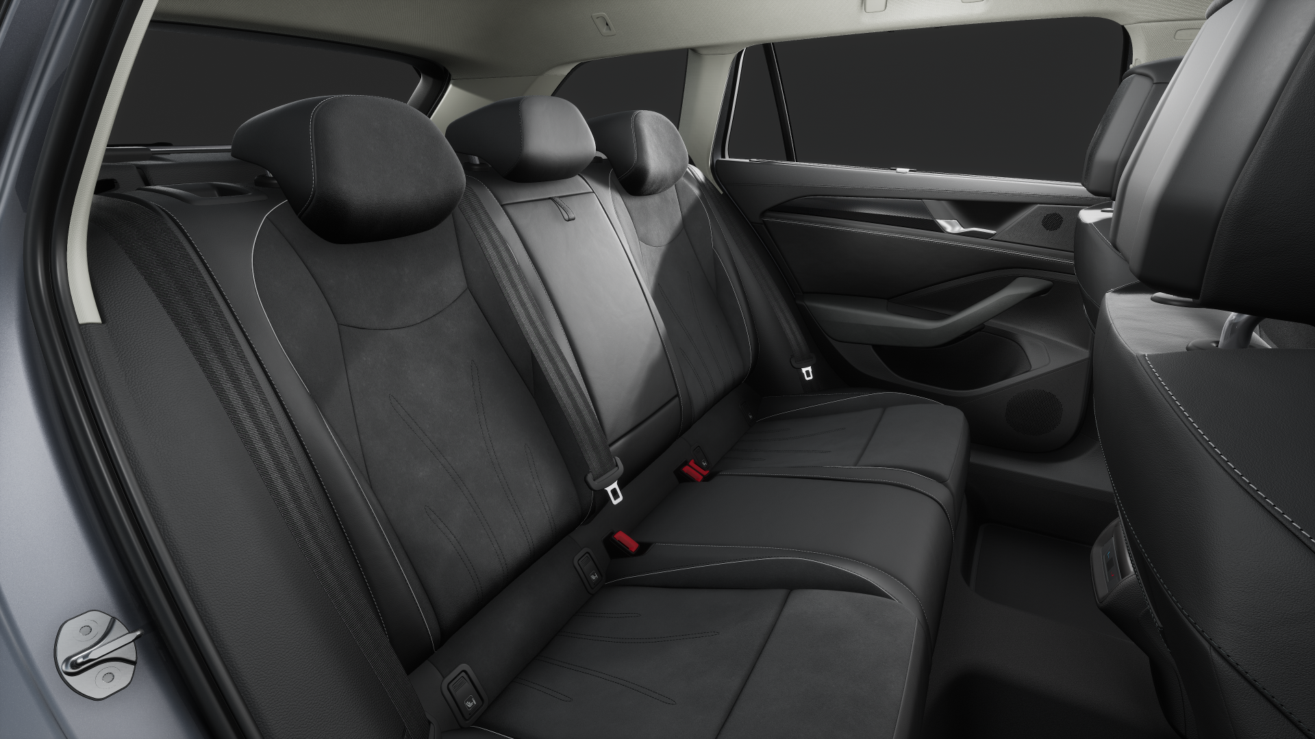 Volkswagen Passat 1.5 eTSI Business Variant