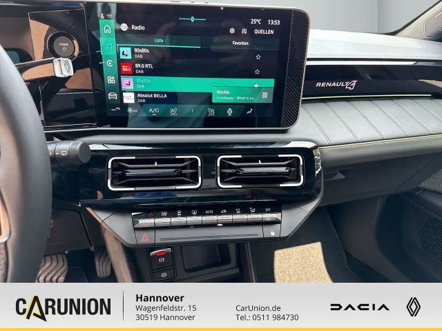 Renault 4 Comfort E-Tech Iconic