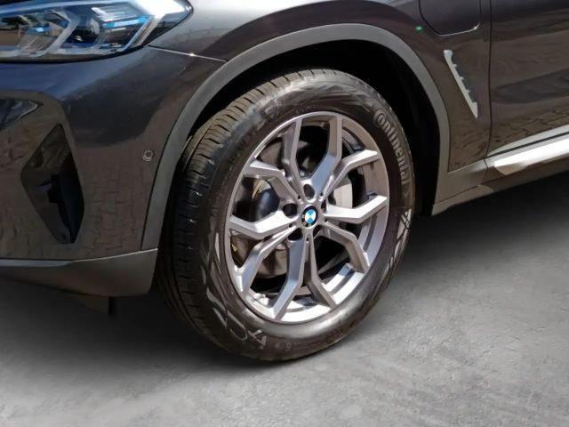 BMW X3 xDrive30e