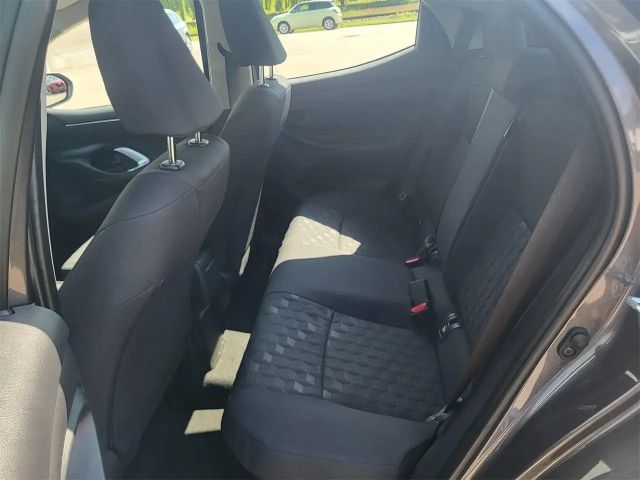 Mazda 2 Hybrid Centre Line