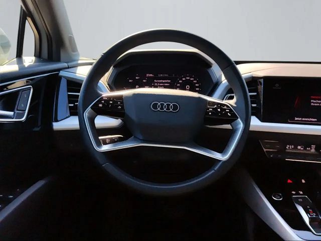 Audi Q4 e-tron Business Quattro