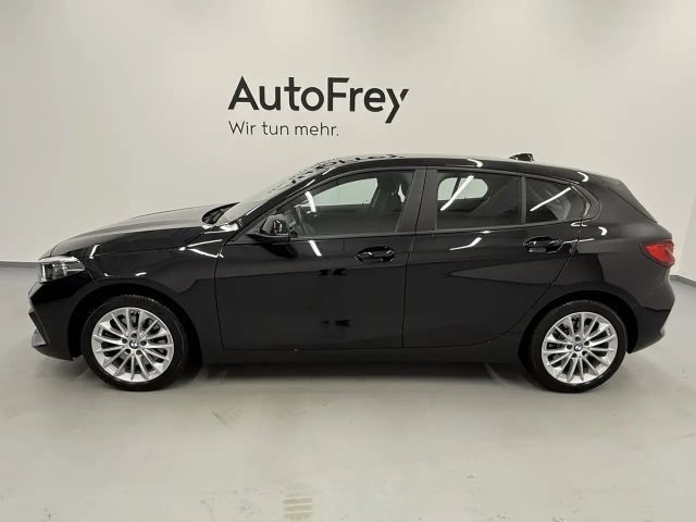 BMW 120 120d xDrive