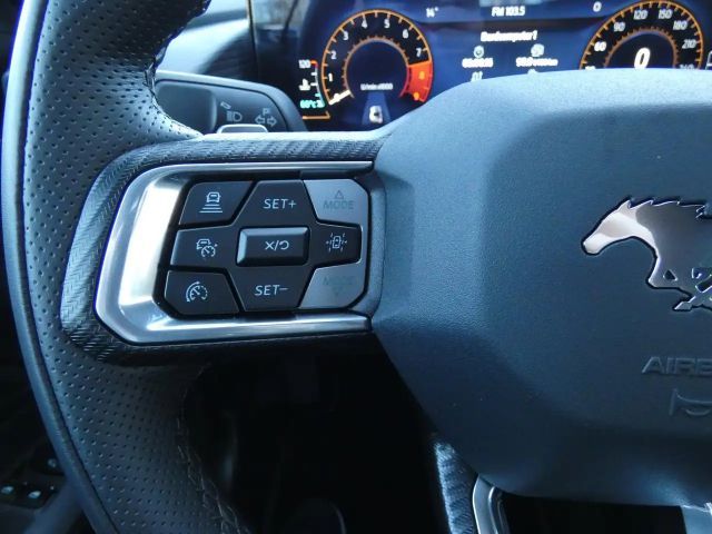 Ford Mustang Fastback GT 5.0 V8