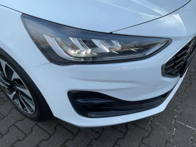 Ford Focus EcoBoost Titanium Wagon